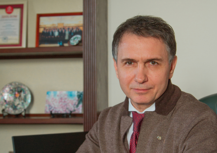 Владимир Путин отметил госнаградой председателя Совета депутатов Дмитрия Асанцева